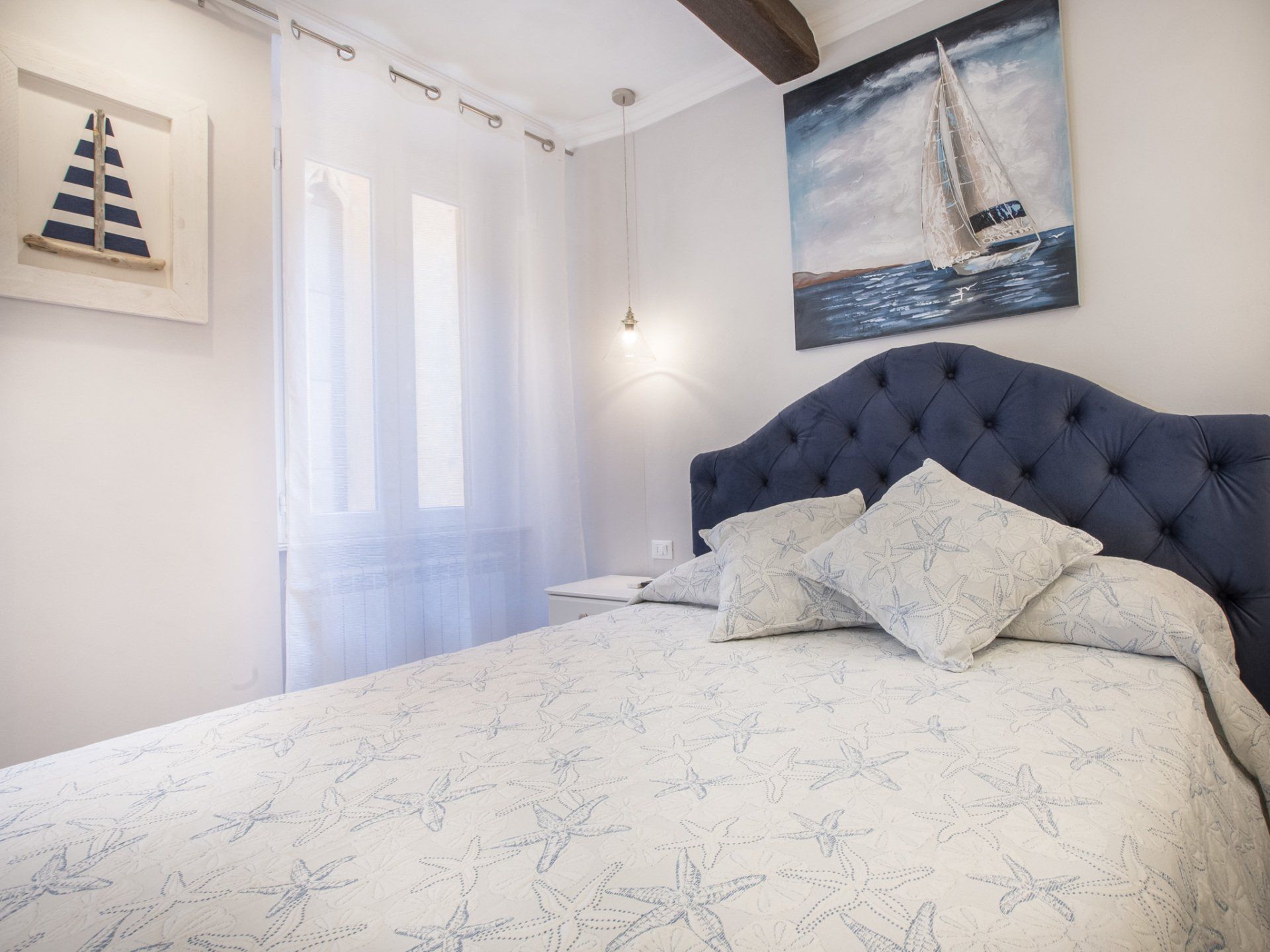 Tragagia bedroom 2
