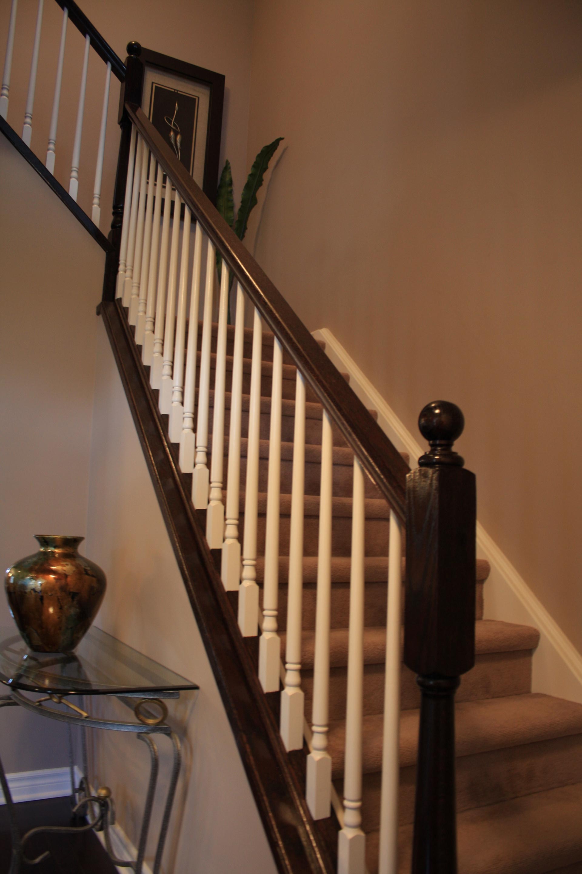 Rail - Wood Spindles
