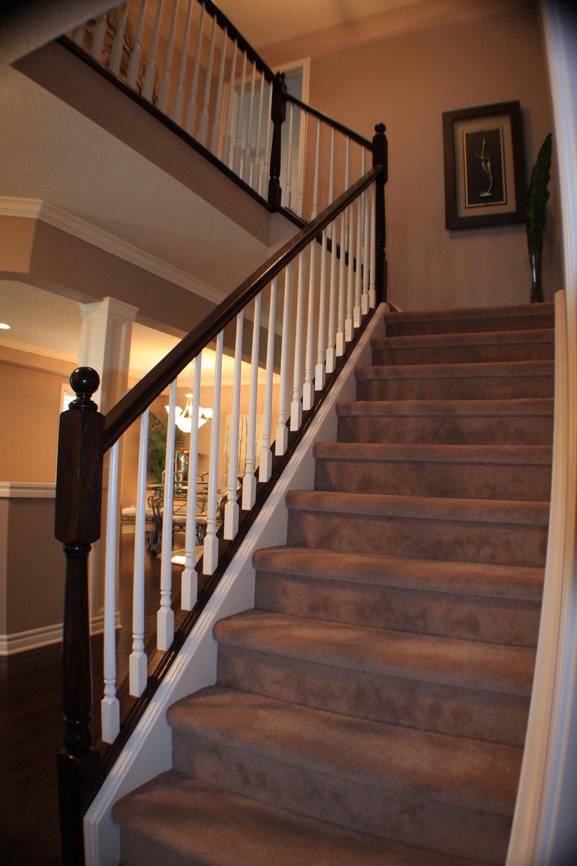 Rail - Wood Spindles