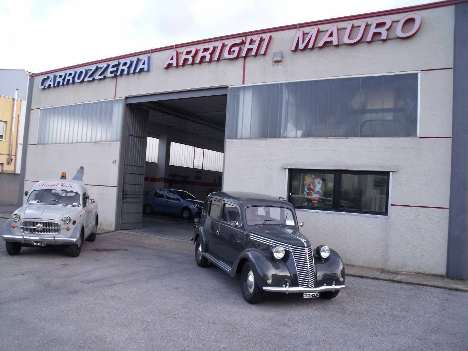 auto d'epoca restaurate
