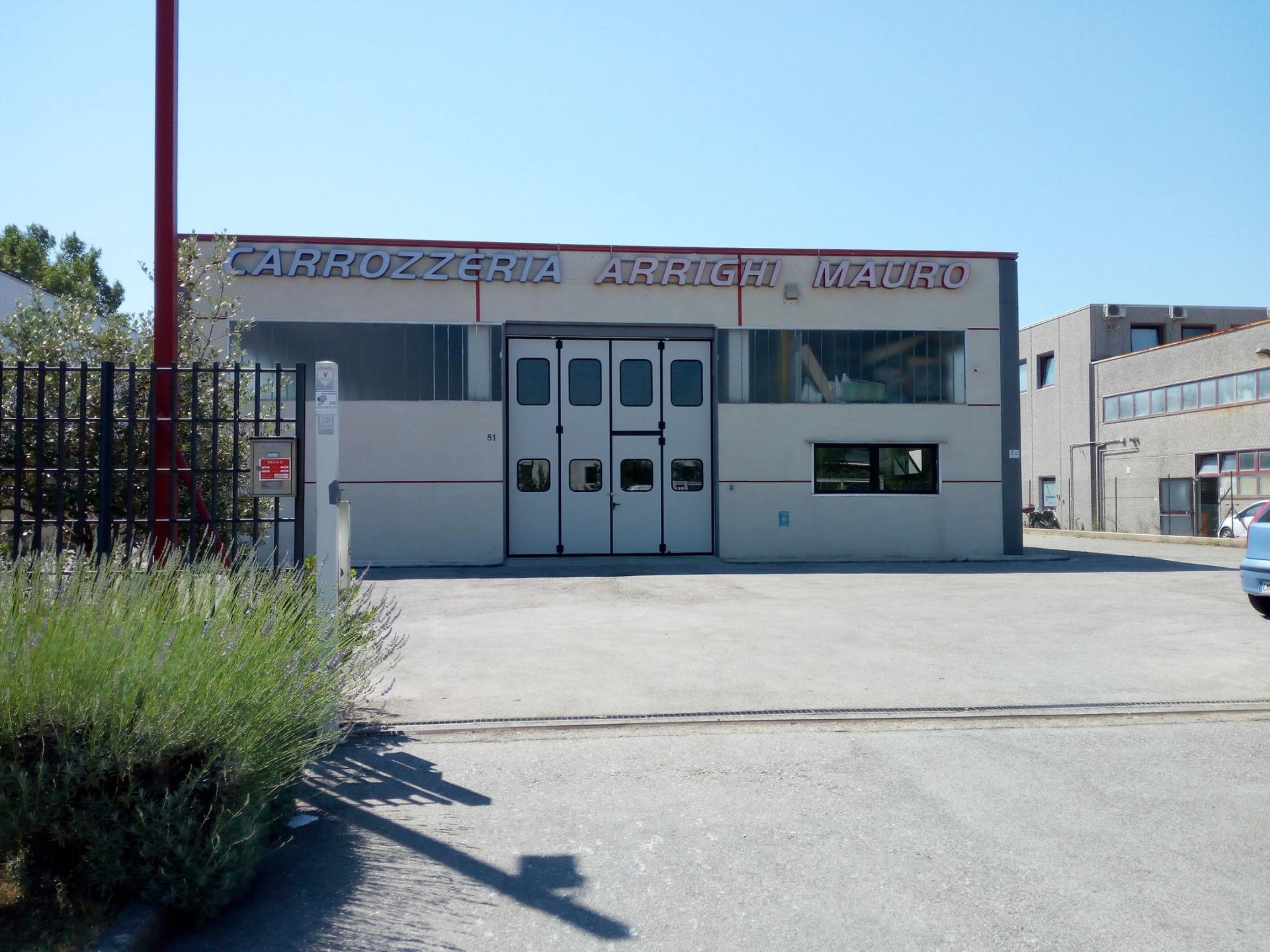 stabilimento dell'officina