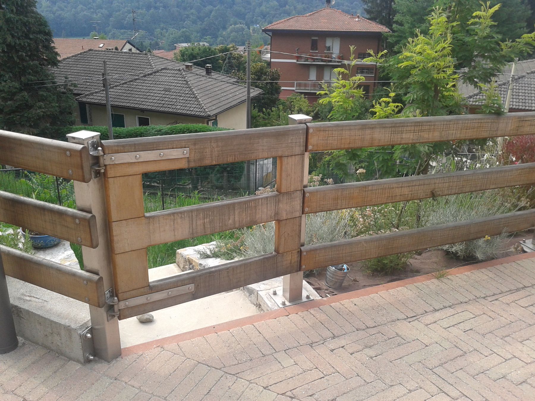 recinzione in legno