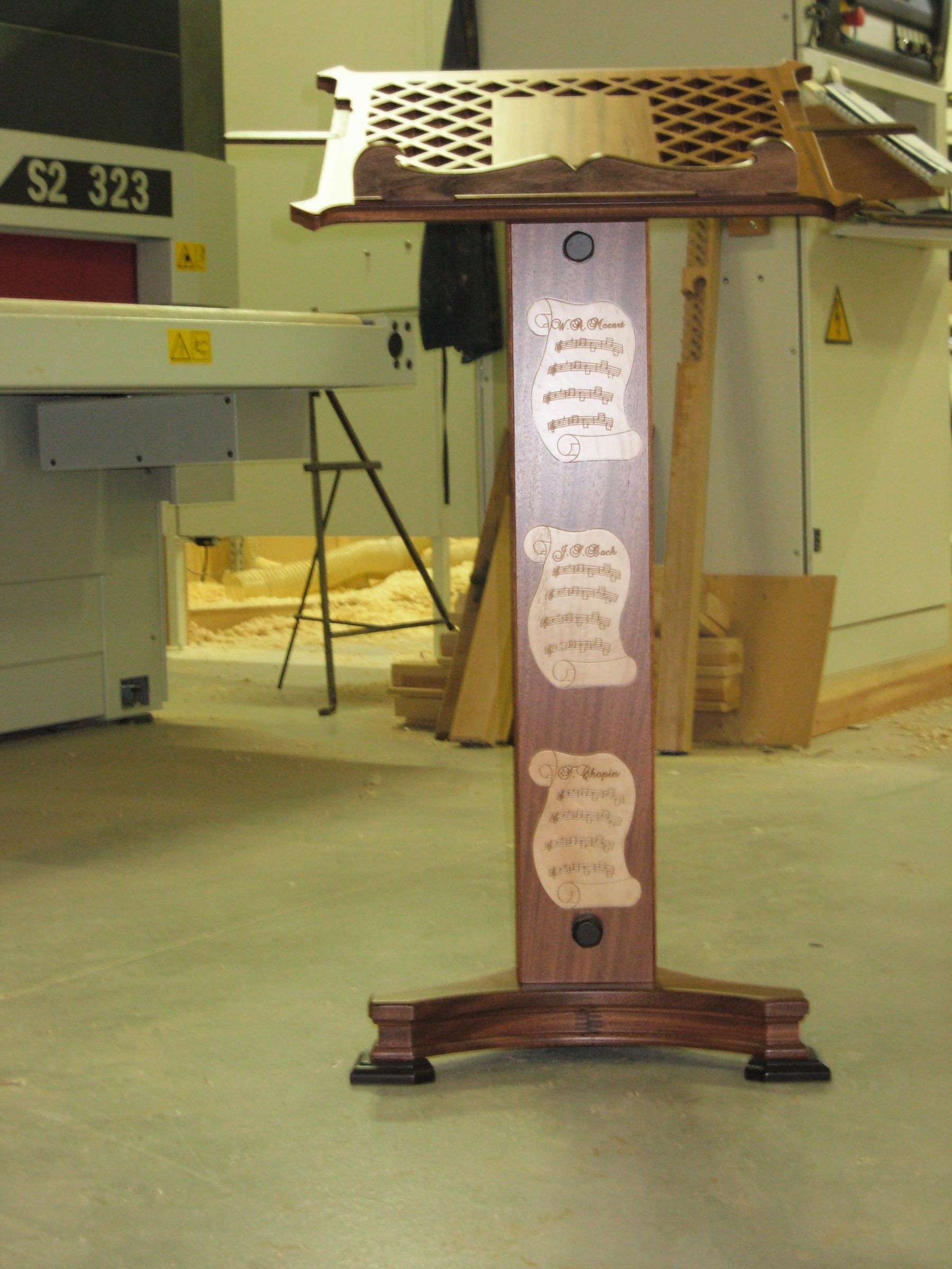 colonna in legno