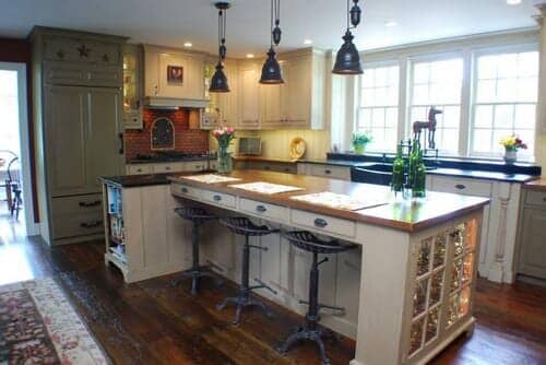 beautiful white kitchen - Roger S Wright Furniture LTD, Blooming Glen, PA.