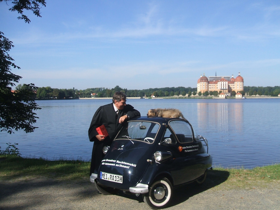 Dr. Peter Zeitler, Dackel Gustl und die BMW Isetta