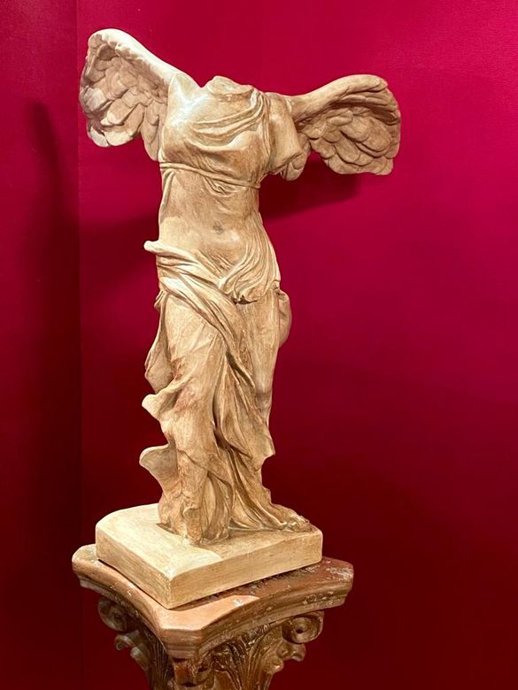 statua di nike