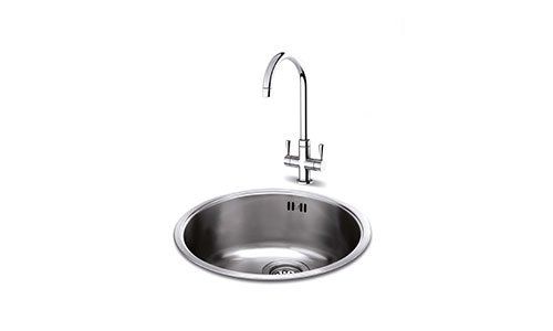 Carisma 400 with Henley Chrome Tap