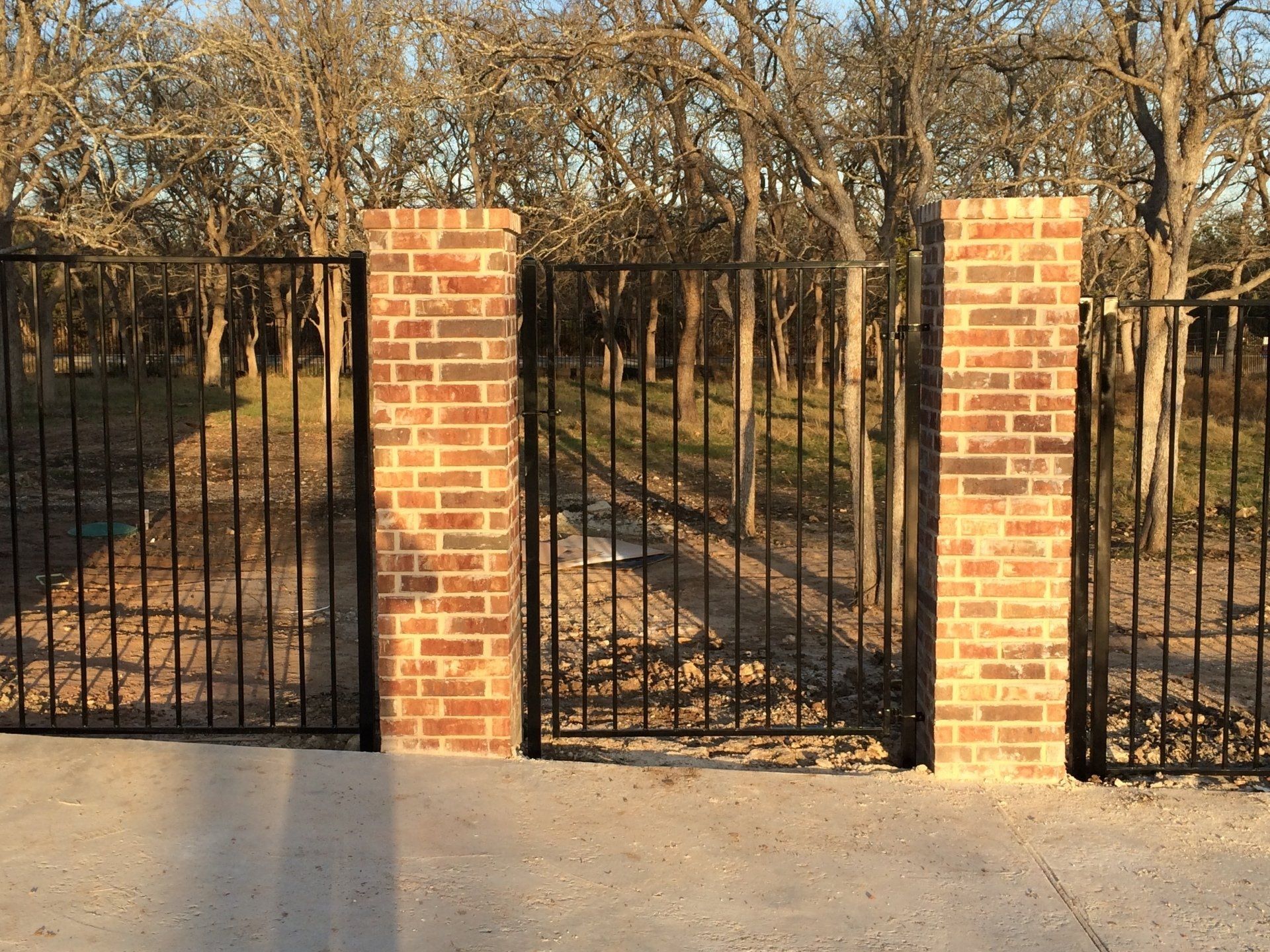 rock-columns-and-footers