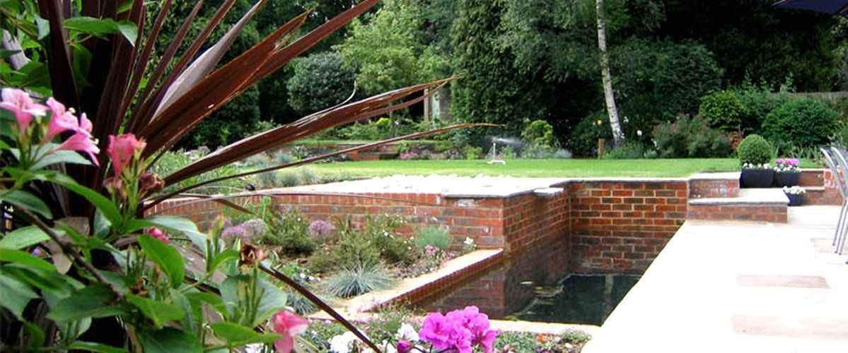 garden design, brickwork, lawn and planting