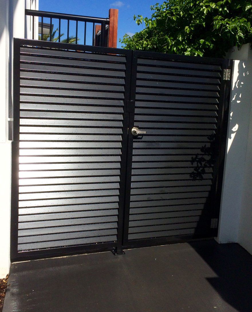 Louvered Gates & Screens gc