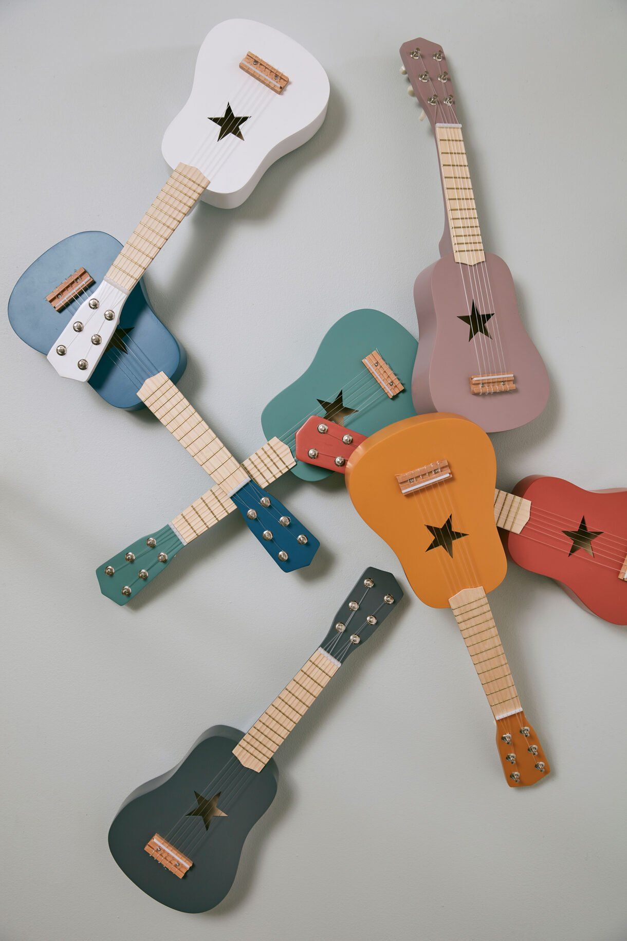 WOOD GUITAR AND DRUM