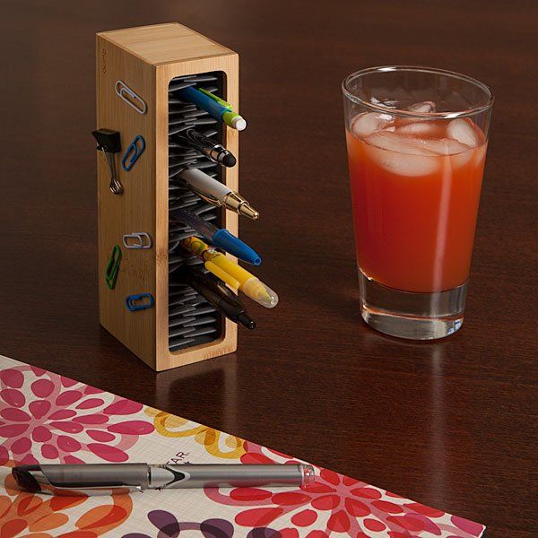 PORTAPENNE MAGNETICO VERTICALE VERTICAL MAGNETIC PEN HOLDER