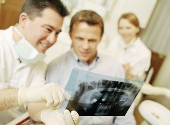 Specialist dentists consulting in Porirua