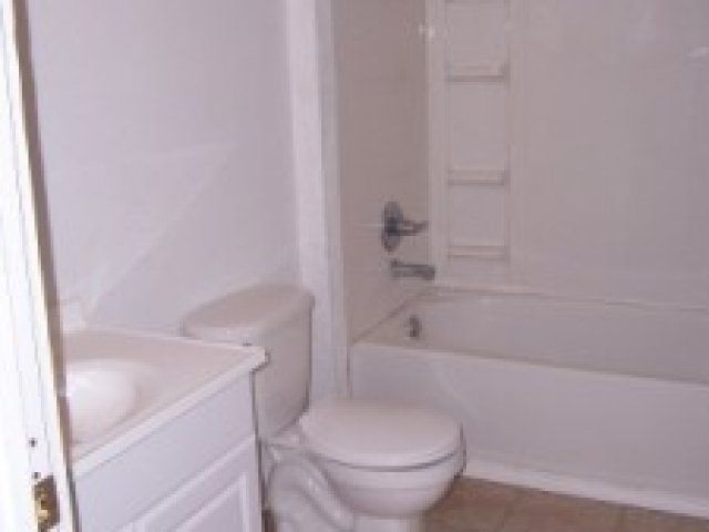 Bathroom in 3513 Dewey St | DiBar Enterprises