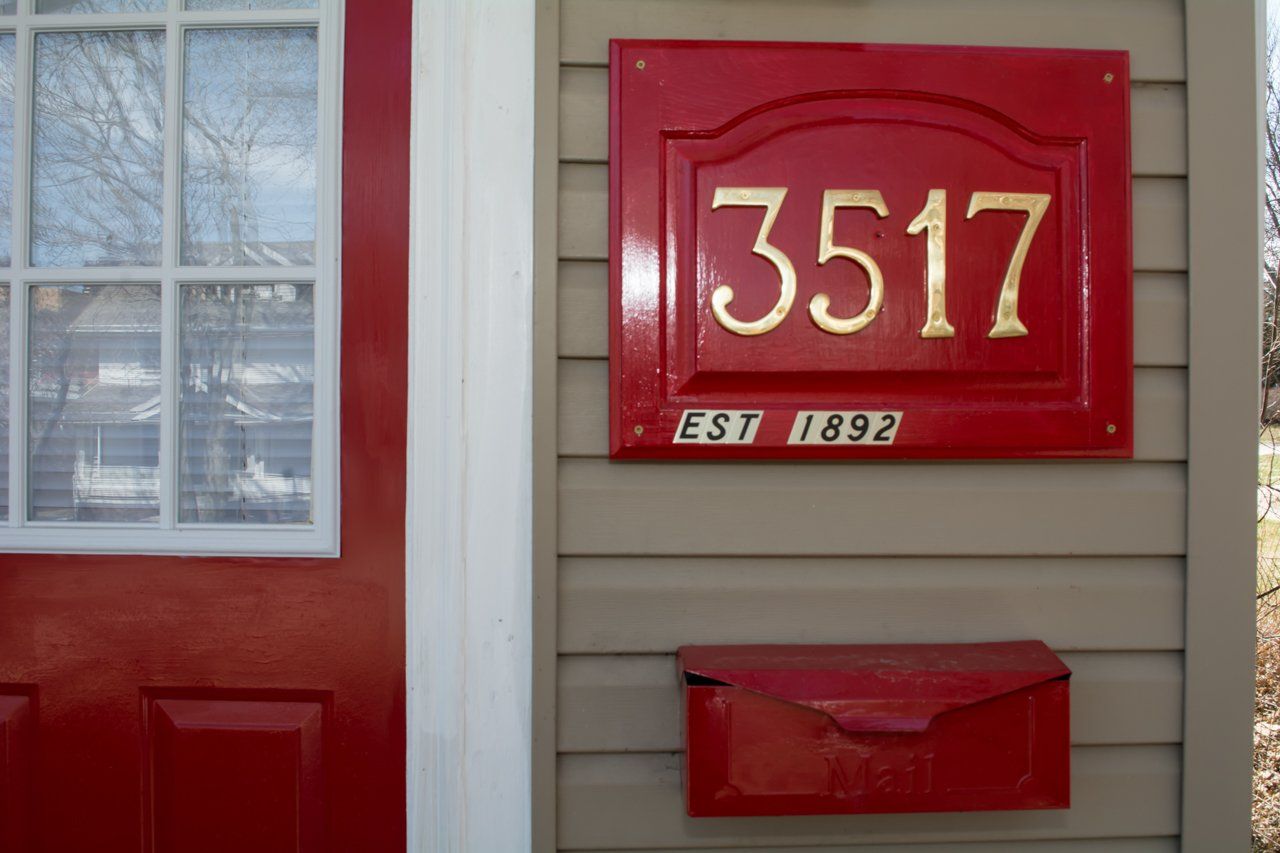 3517 Howard Exterior