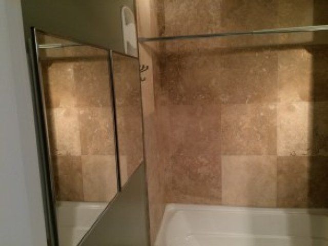 Bathroom tile in 3519 Jones St | DiBar Enterprises