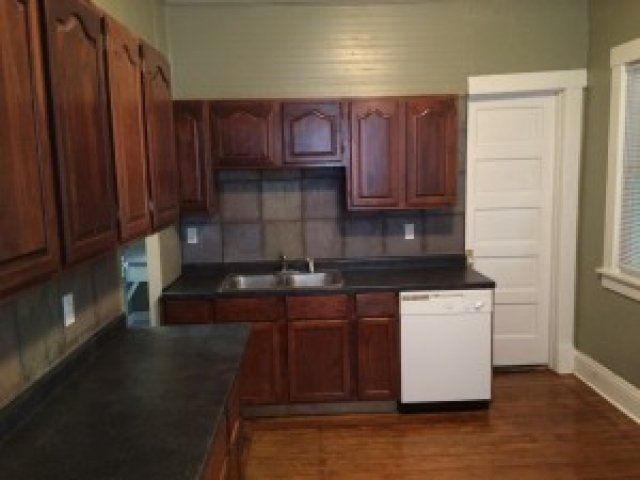 Kitchen in 3519 Jones St | DiBar Enterprises
