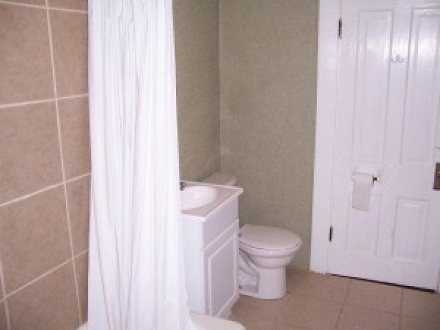 Bathroom in 818 S 33rd St | DiBar Enterprises