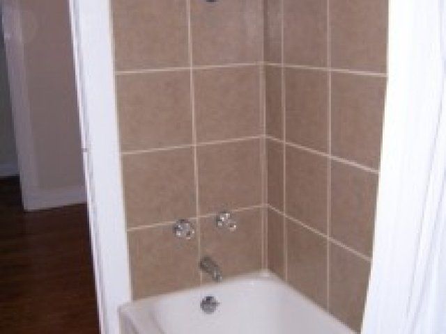 Bathroom of 818 S 33rd St | DiBar Enterprises