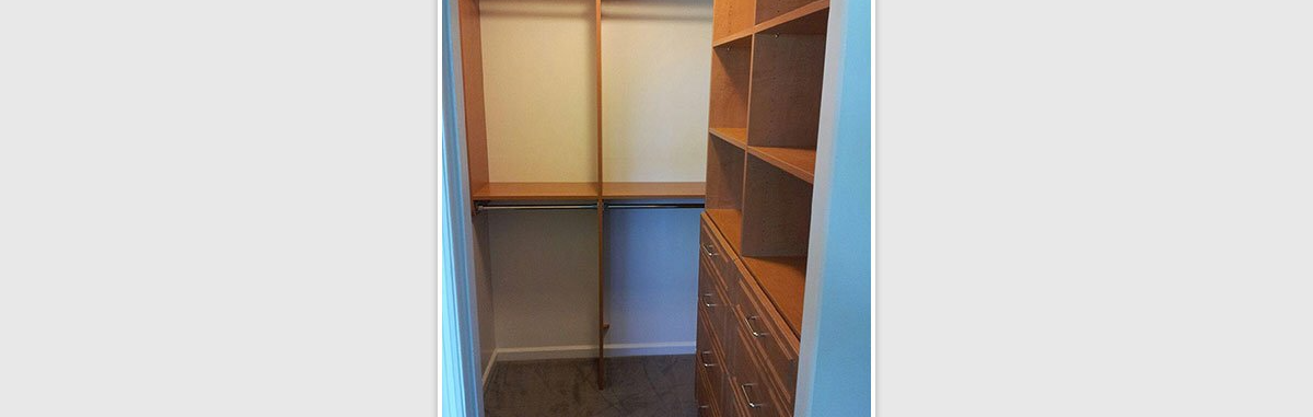 Custom Walk In Closet System