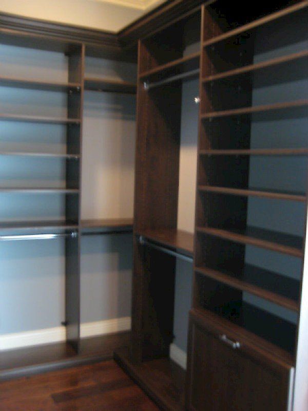 Custom Walk-In Closet