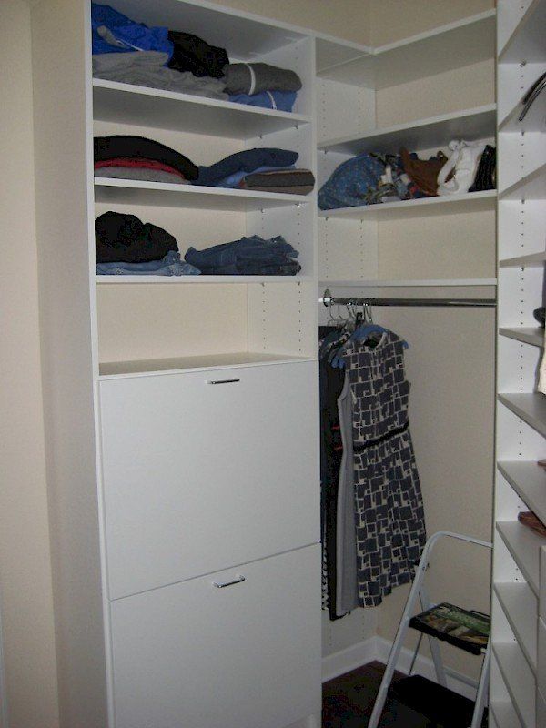 Walk In Closet System Installation