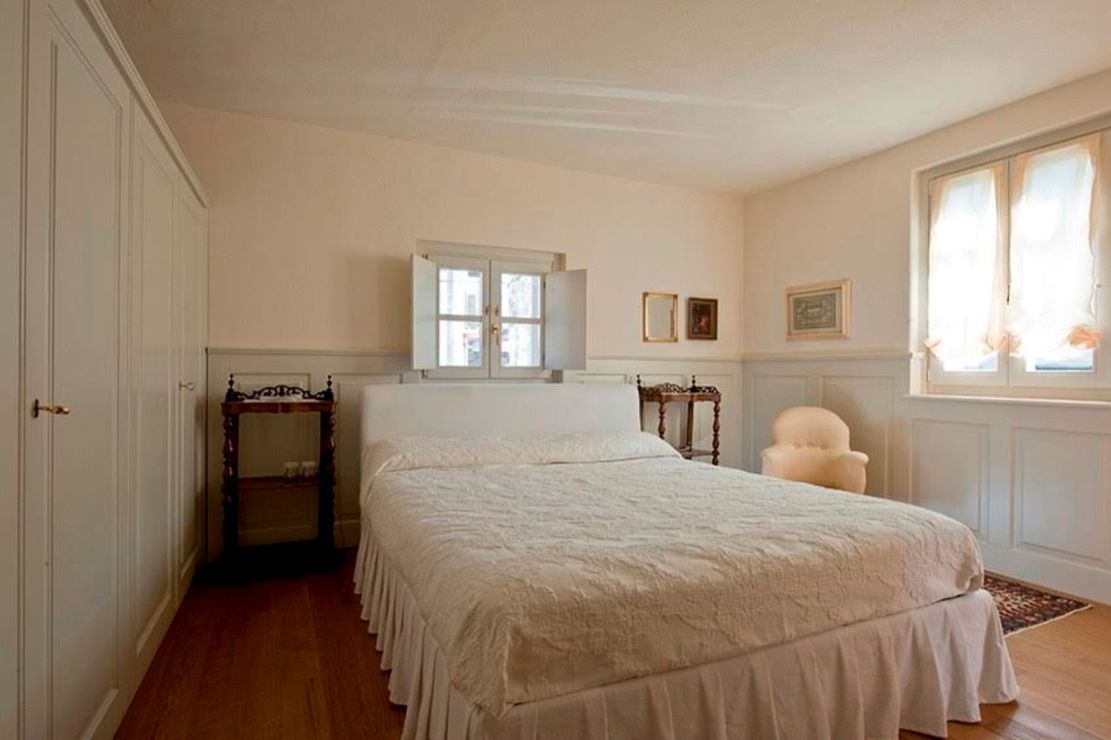 Camera da letto in legno