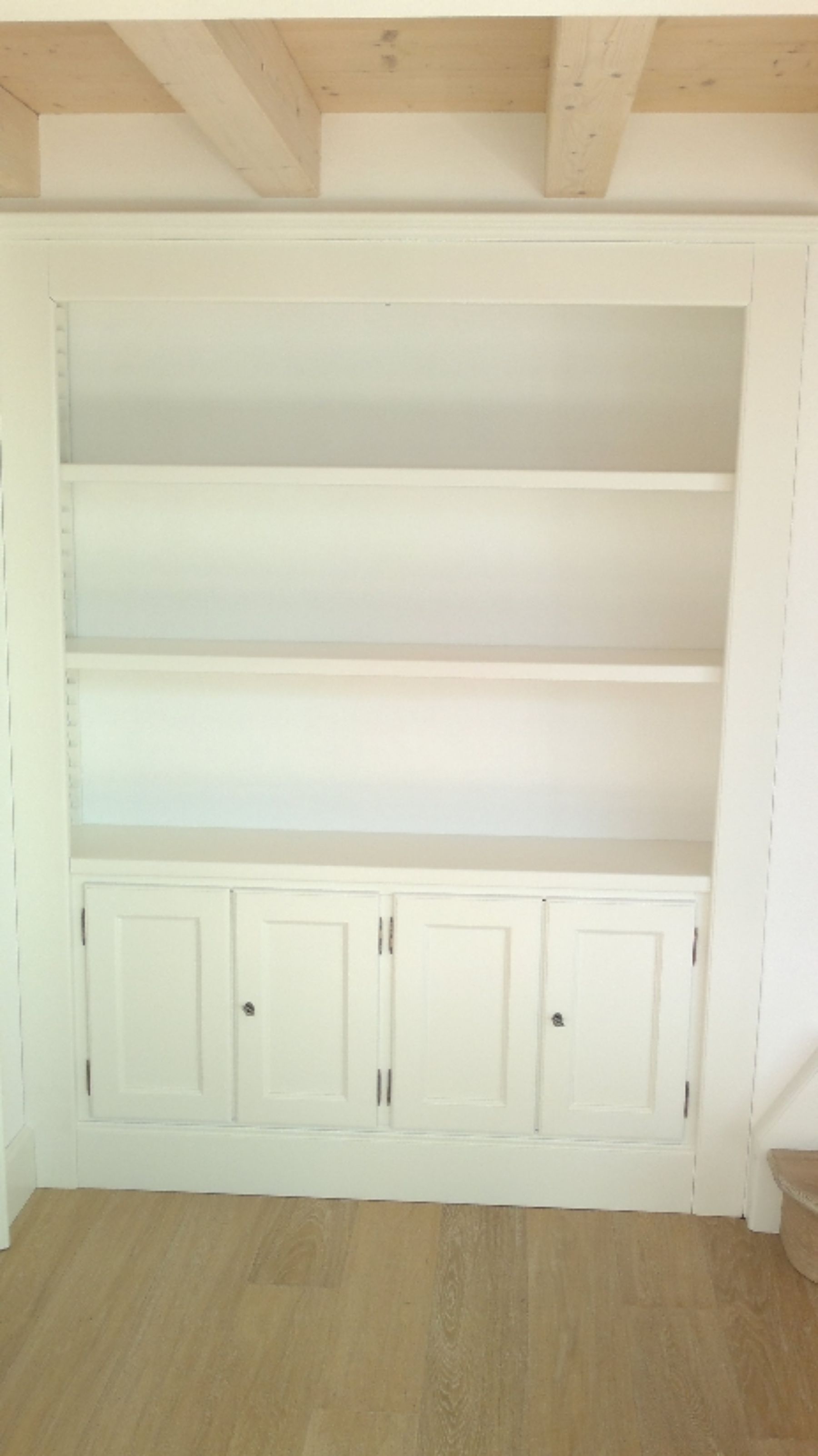 Credenza in legno