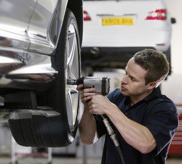 Alloy wheel refurbishment