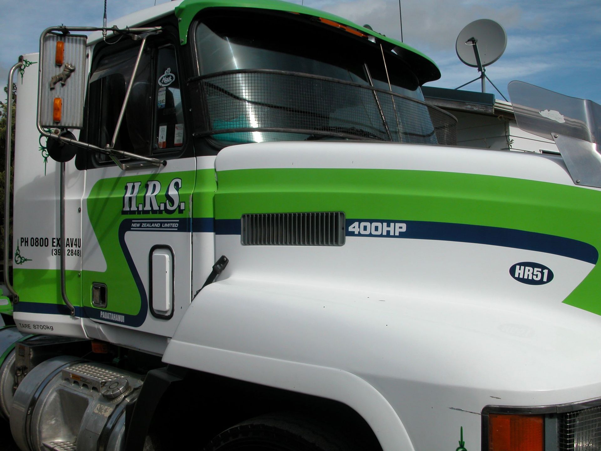 TRUCKS & INDUSTRIAL VEHICLES Gallery