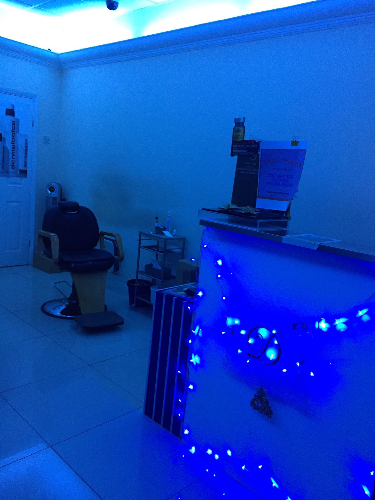 blue coloured lights