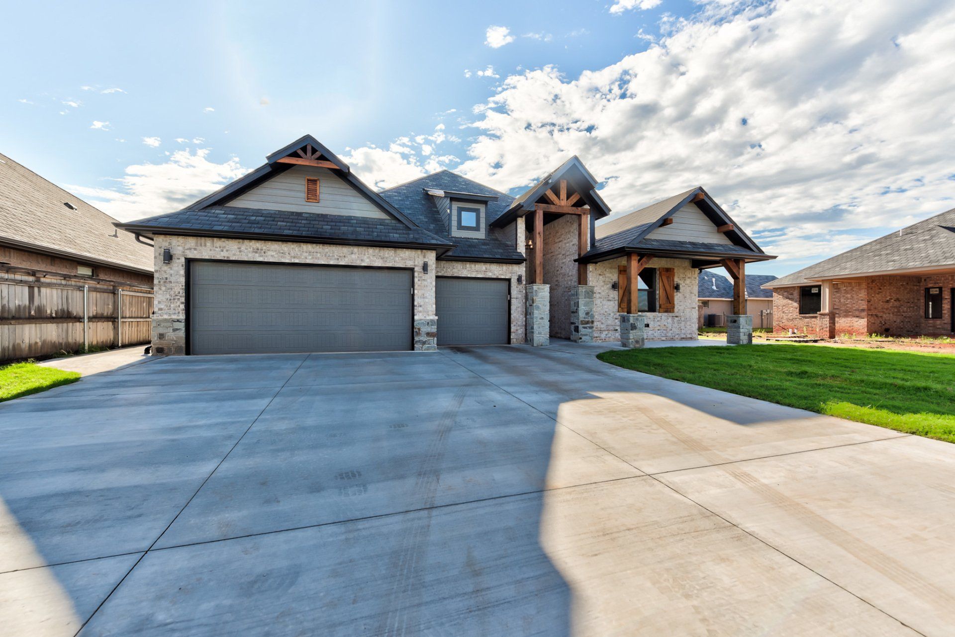 Custom Home - Brick Home, Edmond, OK