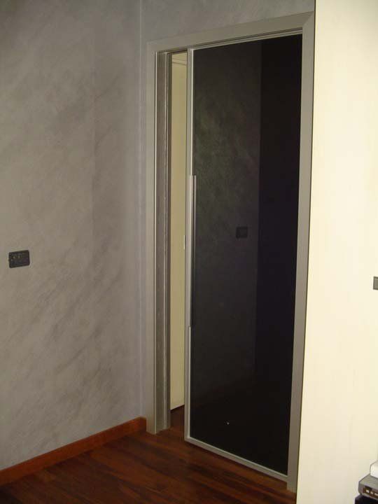 Porta scura