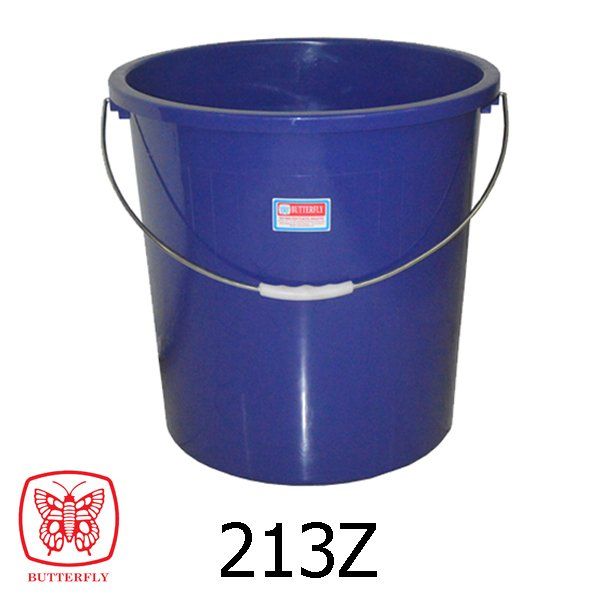 13 Gallon Plastic Pail