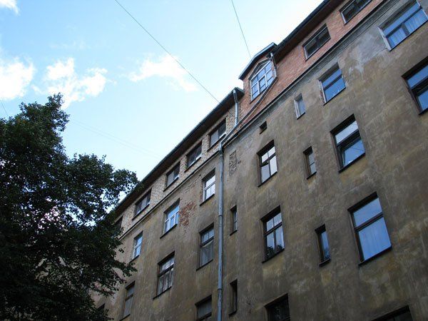 Dzīvojamās mājas nerenovētā daļa