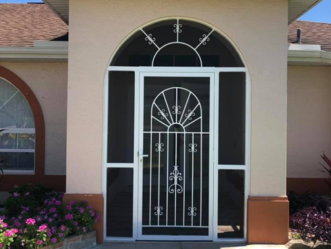 Screen Replacement — Vinyl & Acrylic Rooms in Lehigh Acres, FL