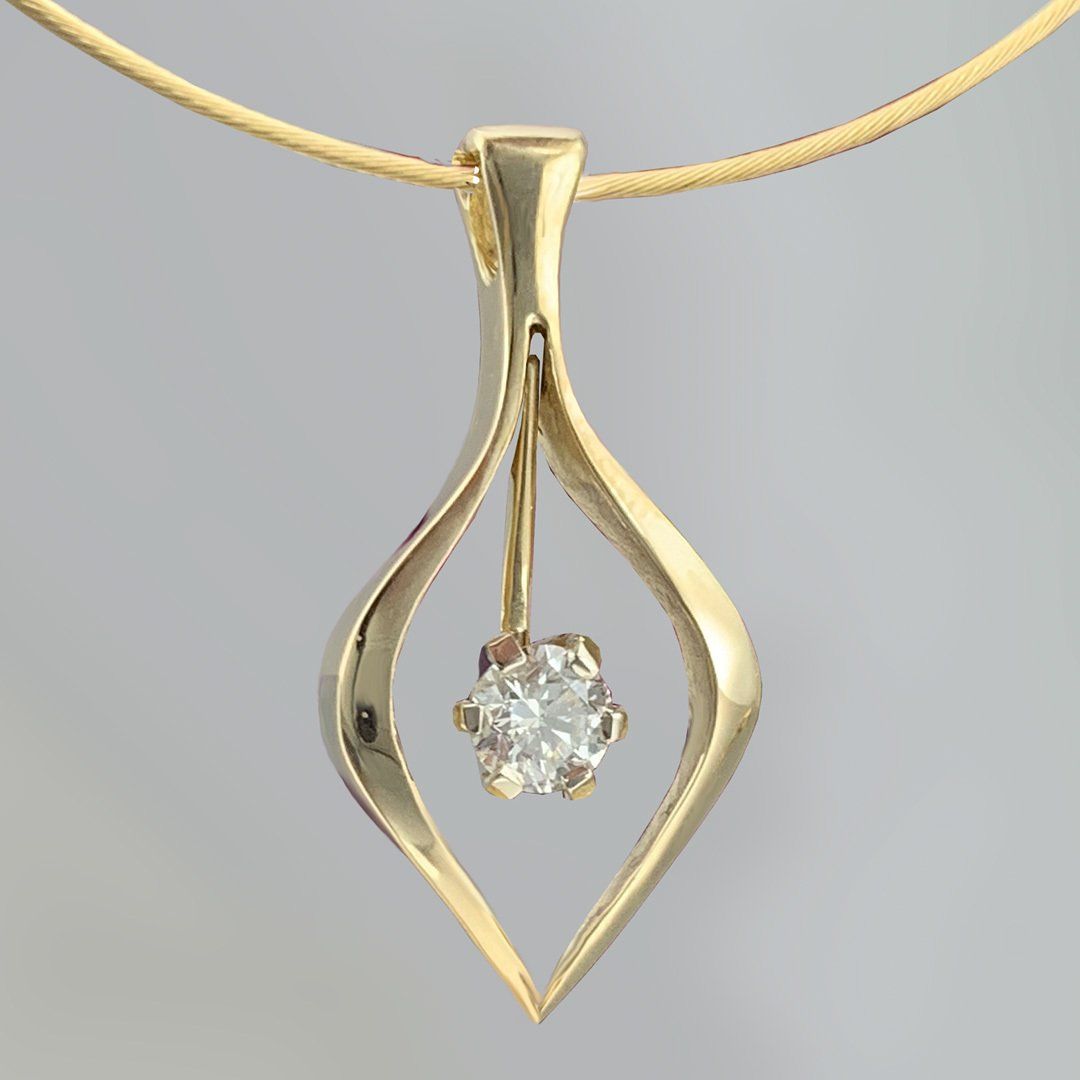 custom gold pendant