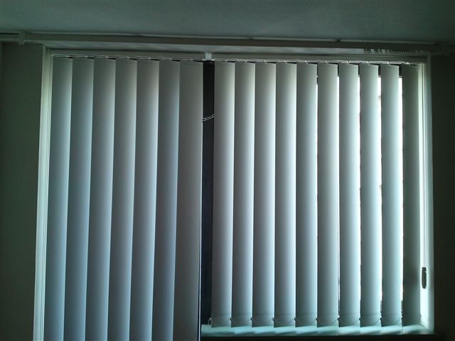 white large blinds