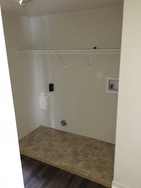 Narrow’s Nest Apartments