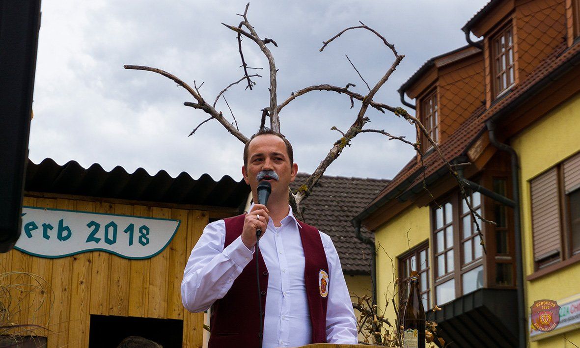 Bekanntmachungen