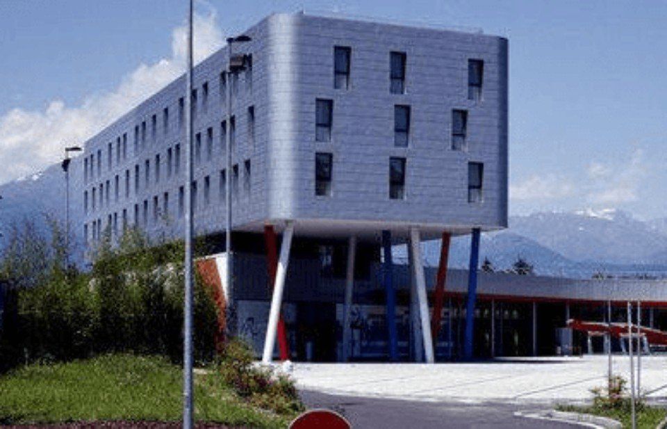 Edificio sospeso
