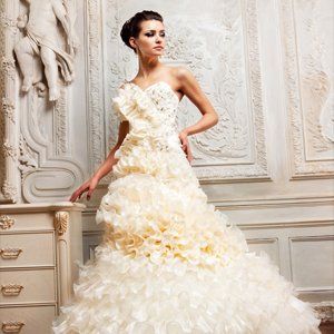 bespoke wedding dresses in vintage or retro styles