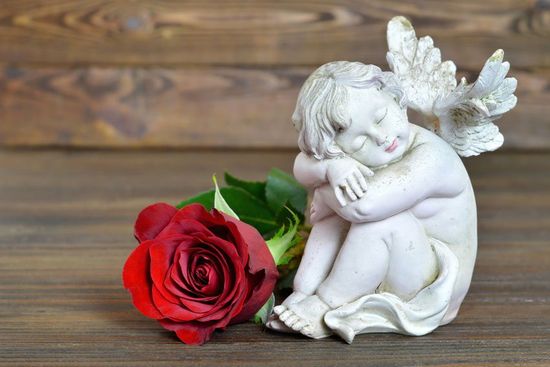 headstone memorial of a baby angle