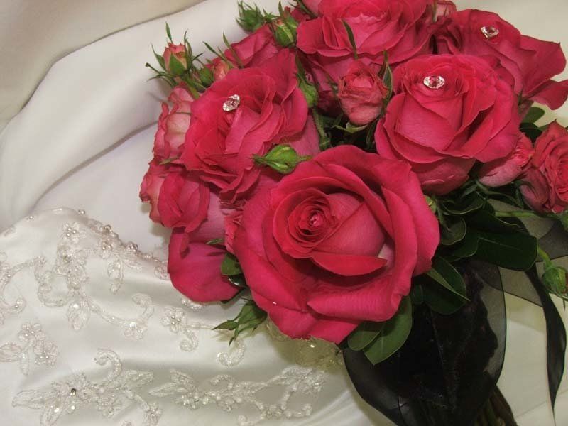 red rose bouquet