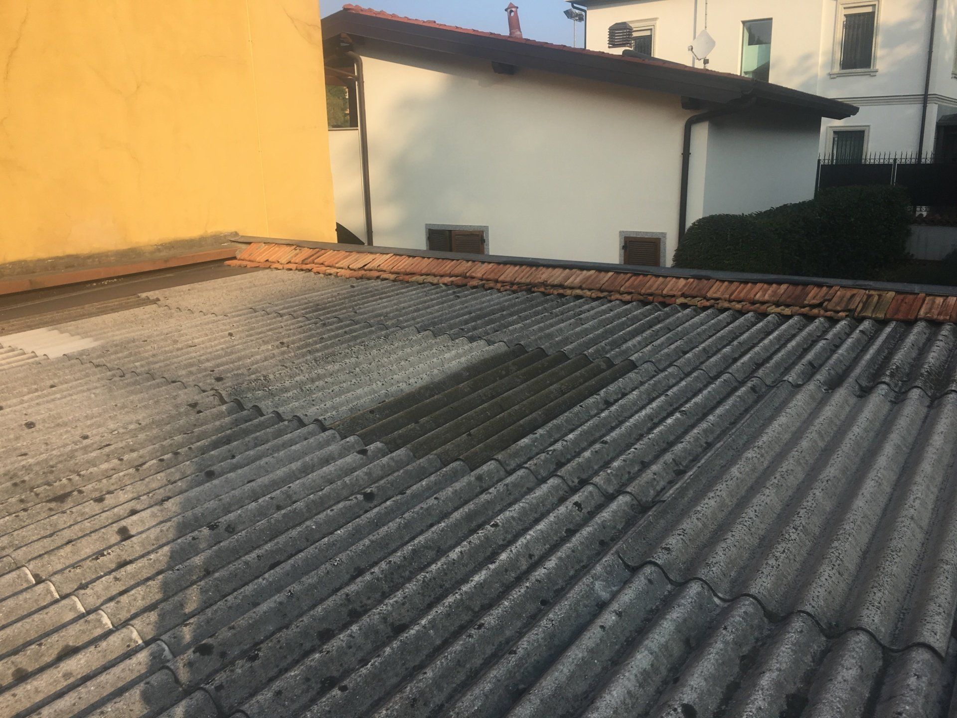 bonifica amianto a Bergamo su sito contaminato