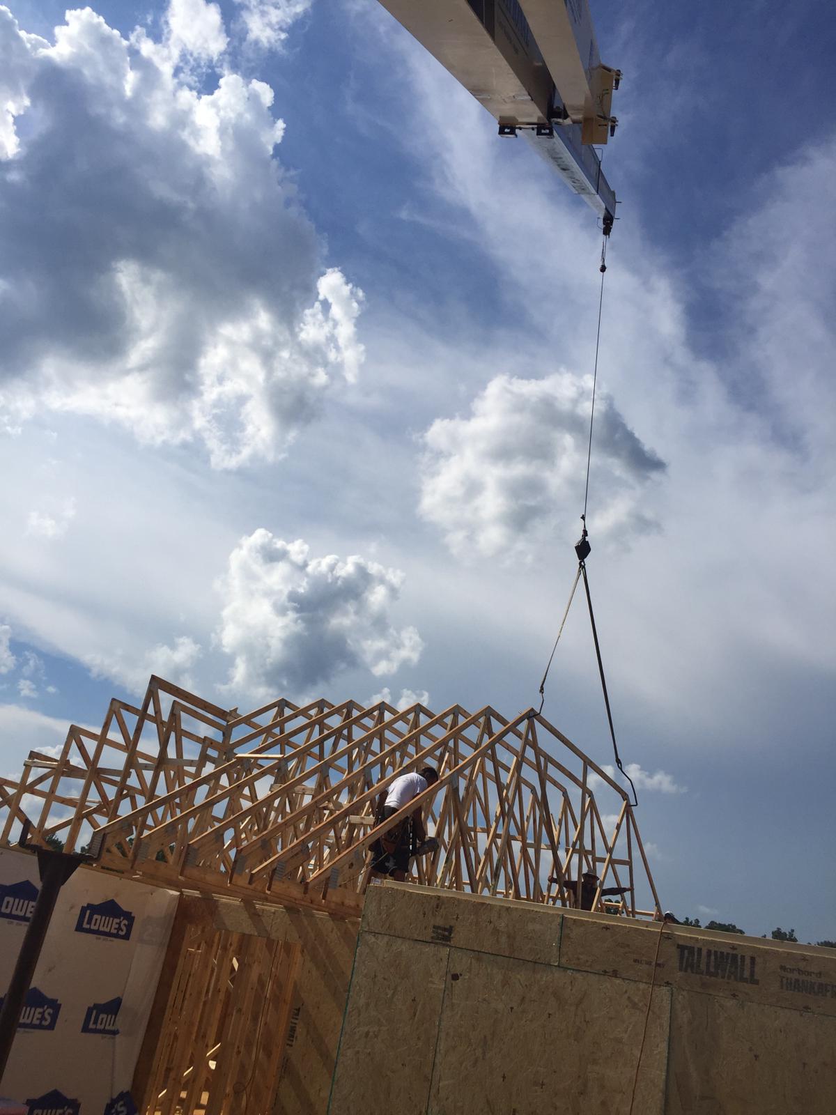 crane lifting
