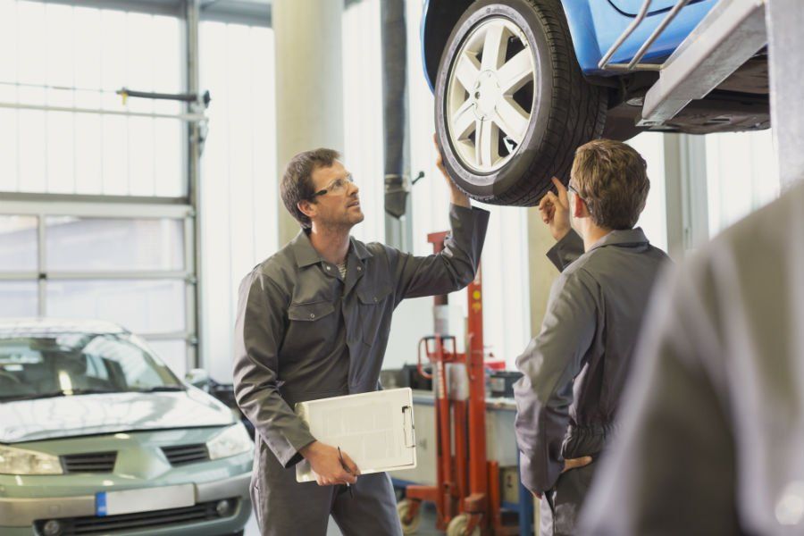 Mercedes Car MOT in Reading