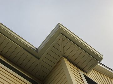 Premium-Gutter-Screens Premium-Gutter-Screens