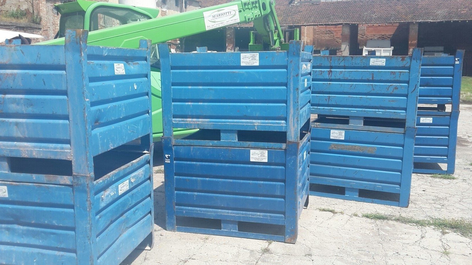 cassoni scarrabili blu
