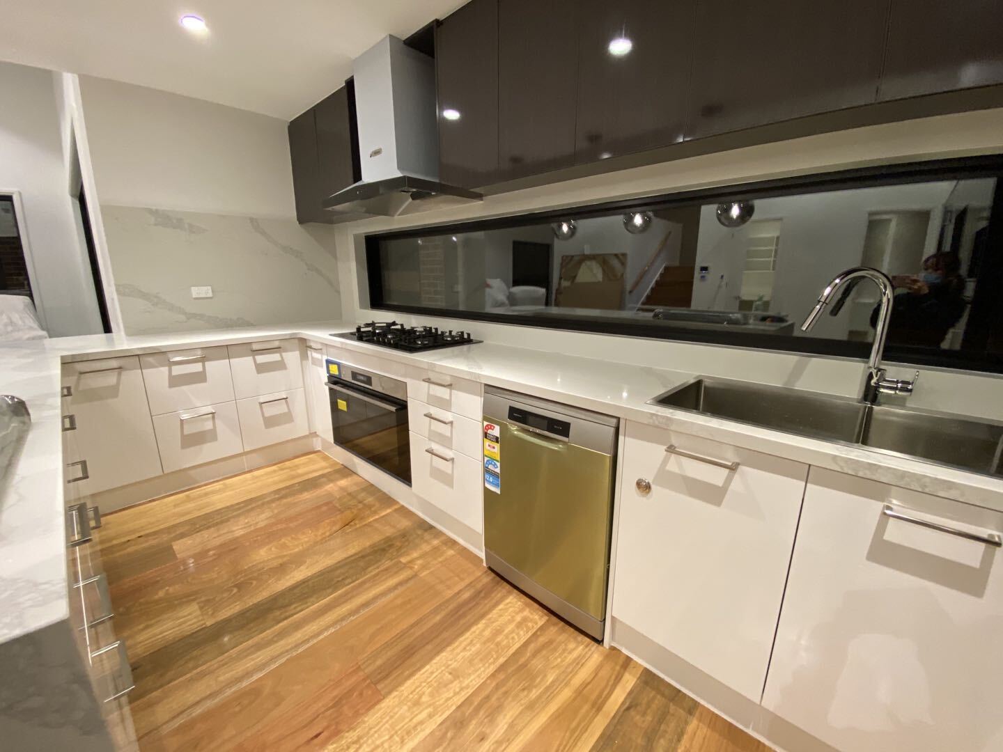 Kitchen renovation by Alfion Deco